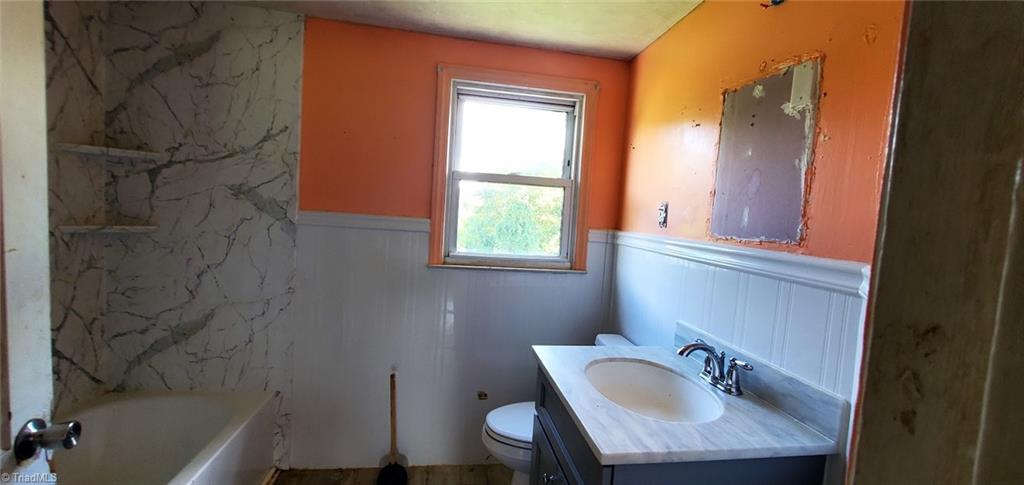 2185 Flat Rock Road Property Photo 9