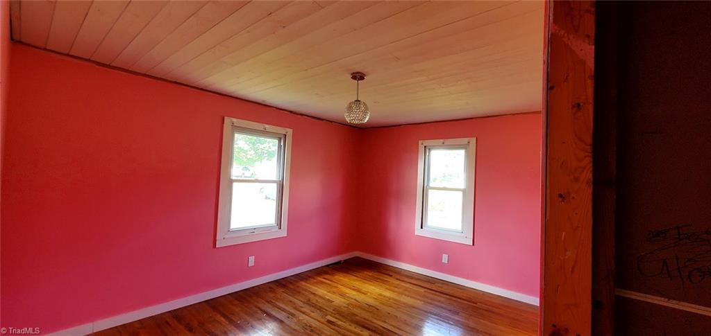 2185 Flat Rock Road Property Photo 10