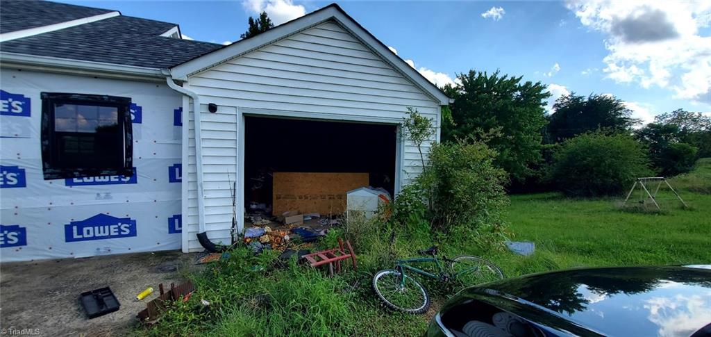 2185 Flat Rock Road Property Photo 15