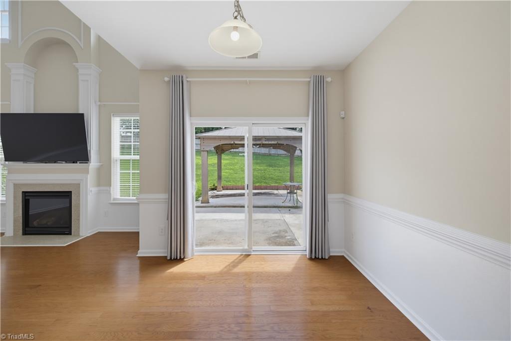 3540 Lamplight Way Property Photo 11