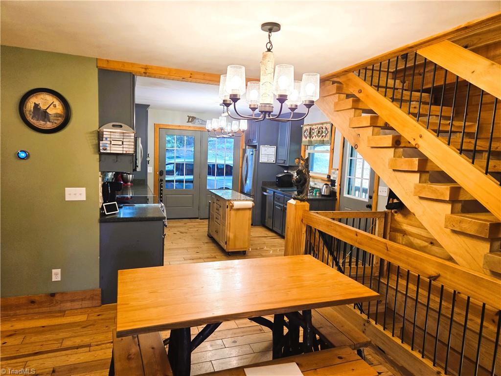 1647 Staghorn Road Property Photo 10