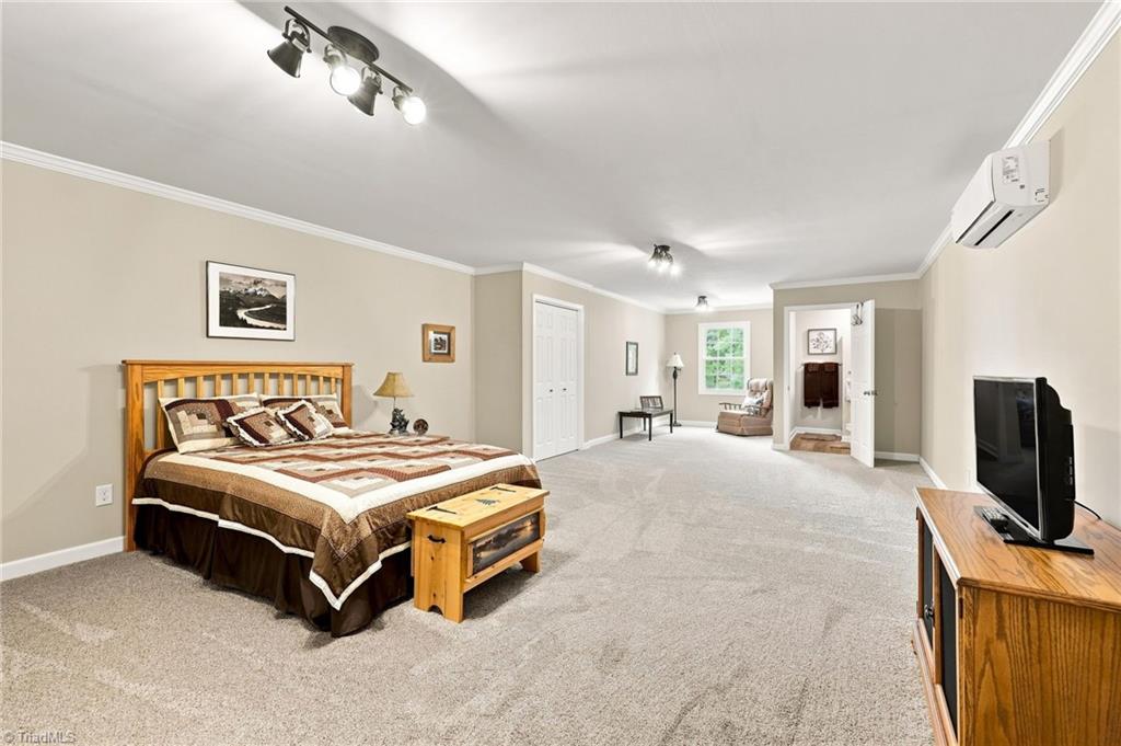 612 Niston Lane Property Photo 33