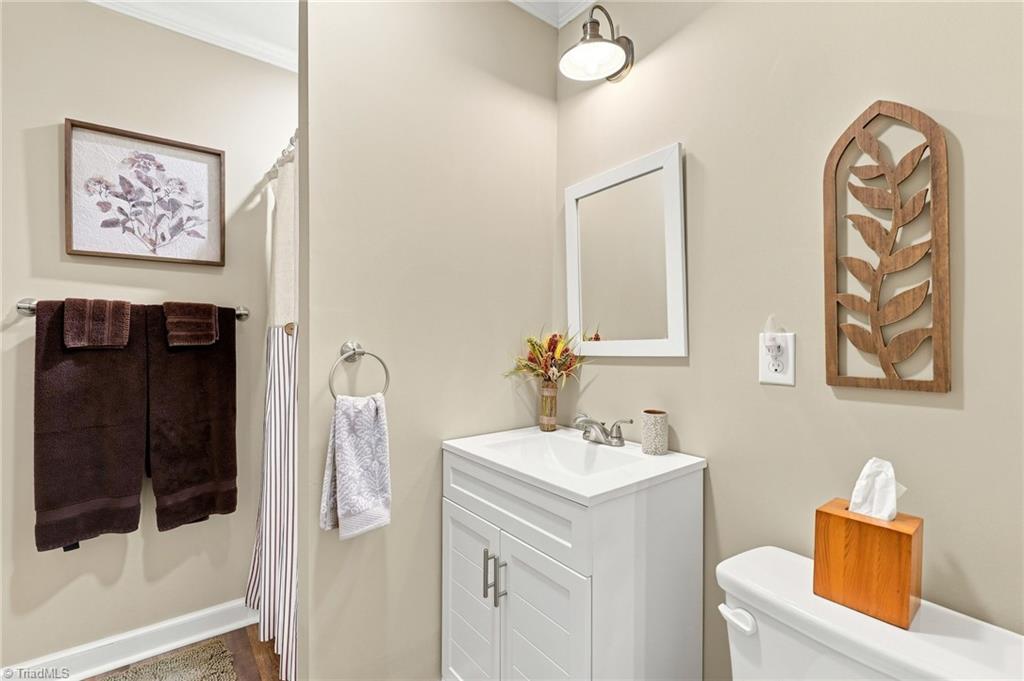 612 Niston Lane Property Photo 34