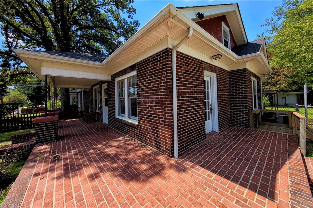 3004 N Patterson Avenue Property Photo 33