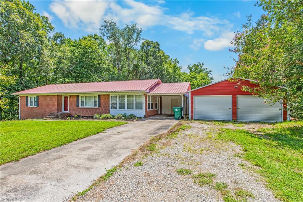 4994 Hampton Road Property Photo 1
