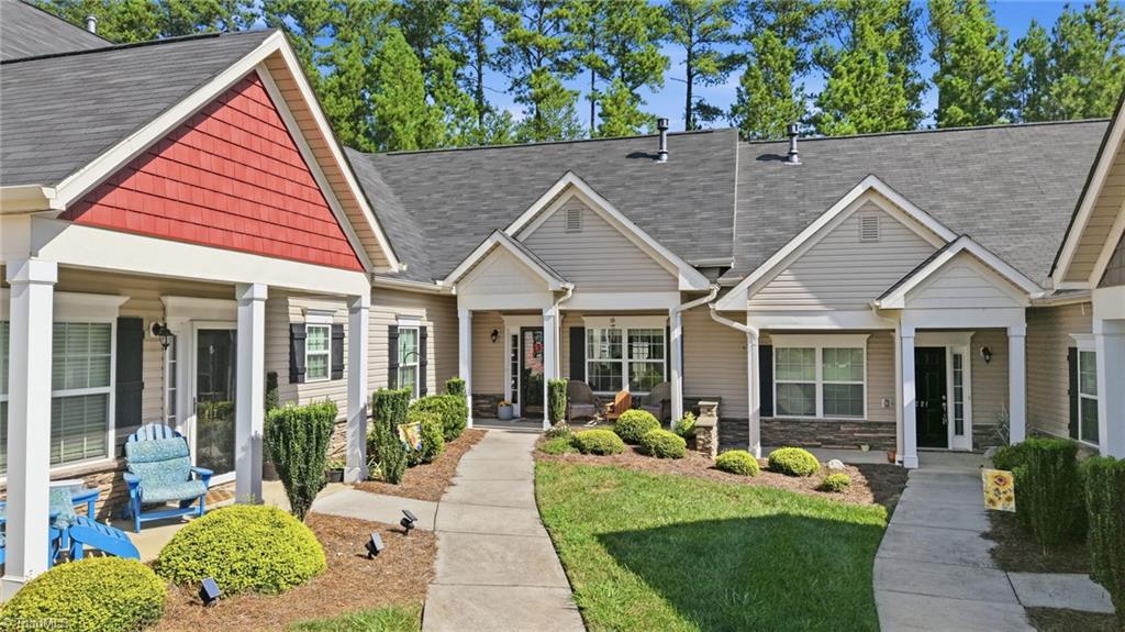 219 Hawks Nest Circle Property Photo 1
