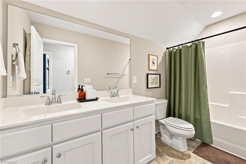 219 Hawks Nest Circle Property Photo 23