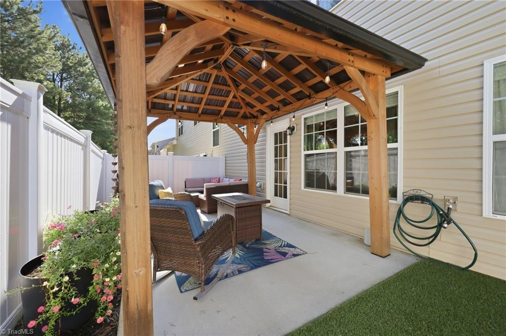 219 Hawks Nest Circle Property Photo 34