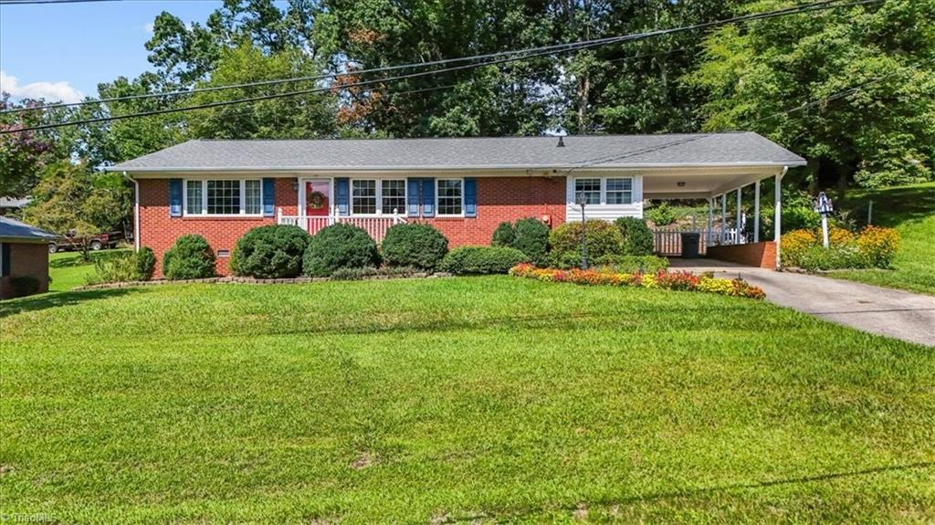 1326 Brookdale Drive Property Photo 1