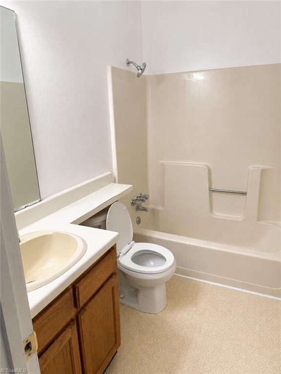 324 Meadows Circle Property Photo 11