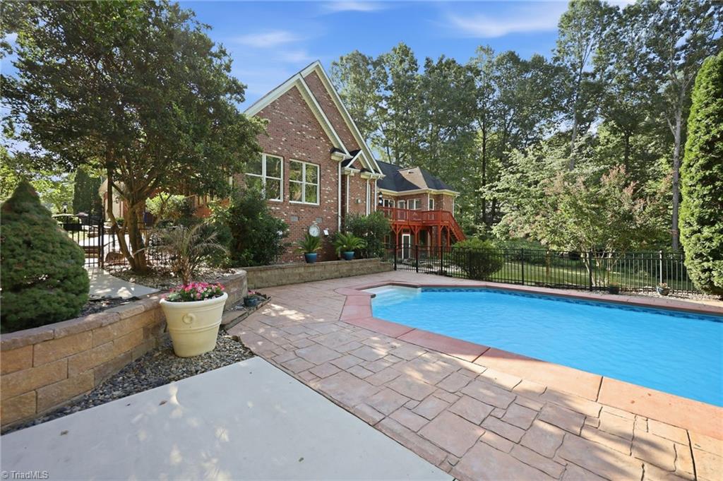 5807 Autumn Gate Drive Property Photo 39