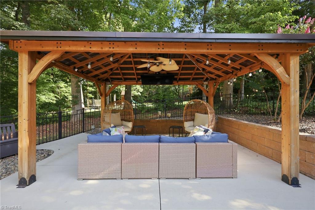5807 Autumn Gate Drive Property Photo 40