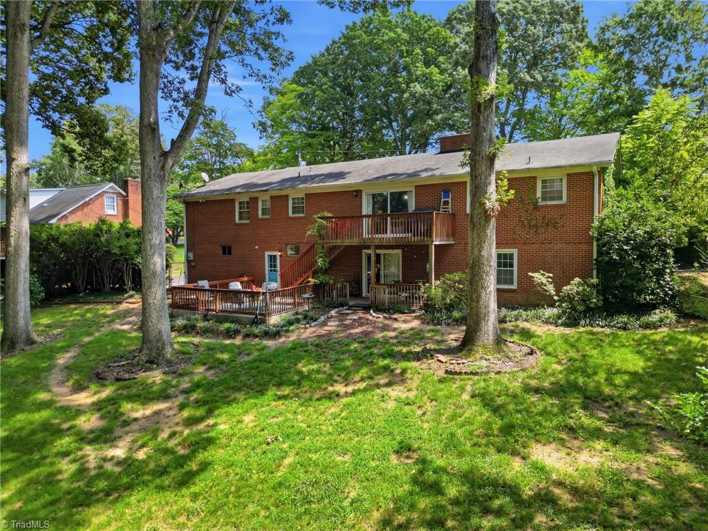 1131 Barclay Terrace Property Photo 4