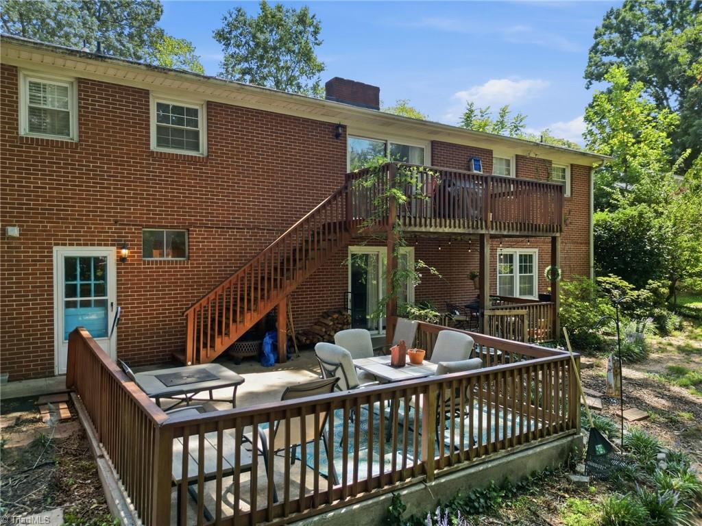 1131 Barclay Terrace Property Photo 5