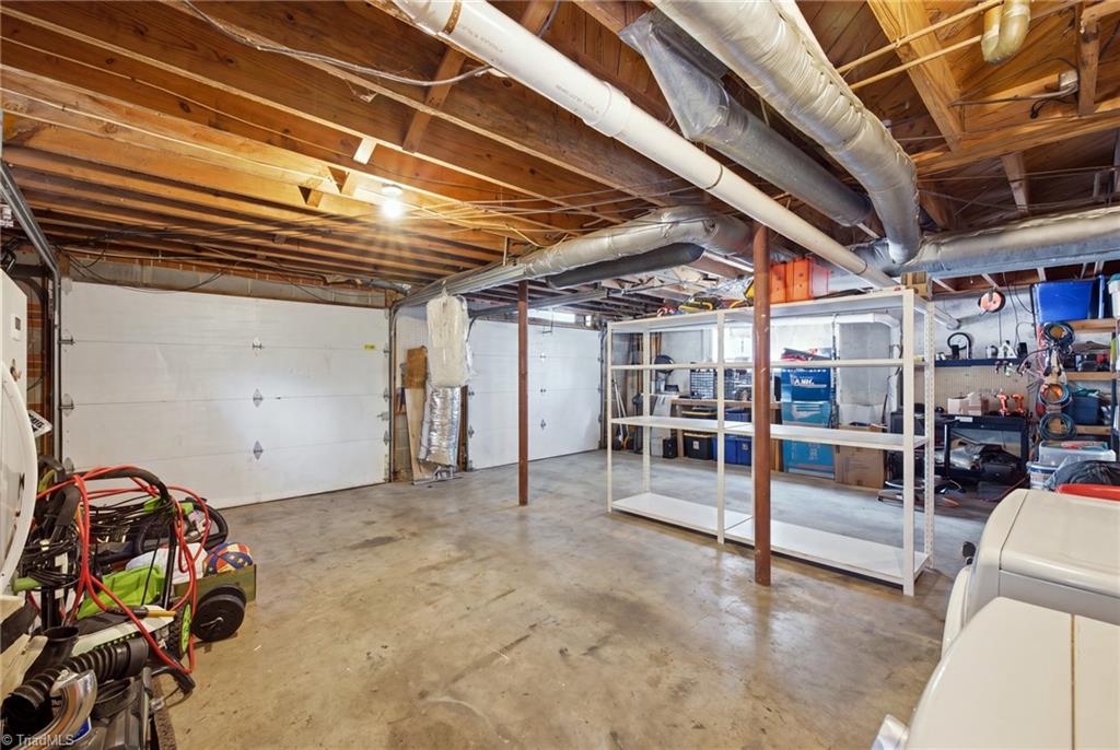 1131 Barclay Terrace Property Photo 26