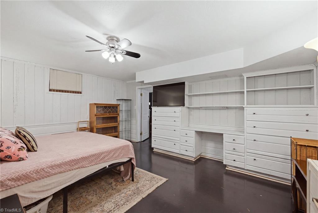 1131 Barclay Terrace Property Photo 31
