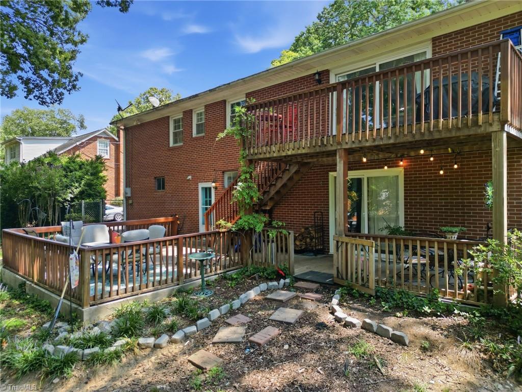 1131 Barclay Terrace Property Photo 38