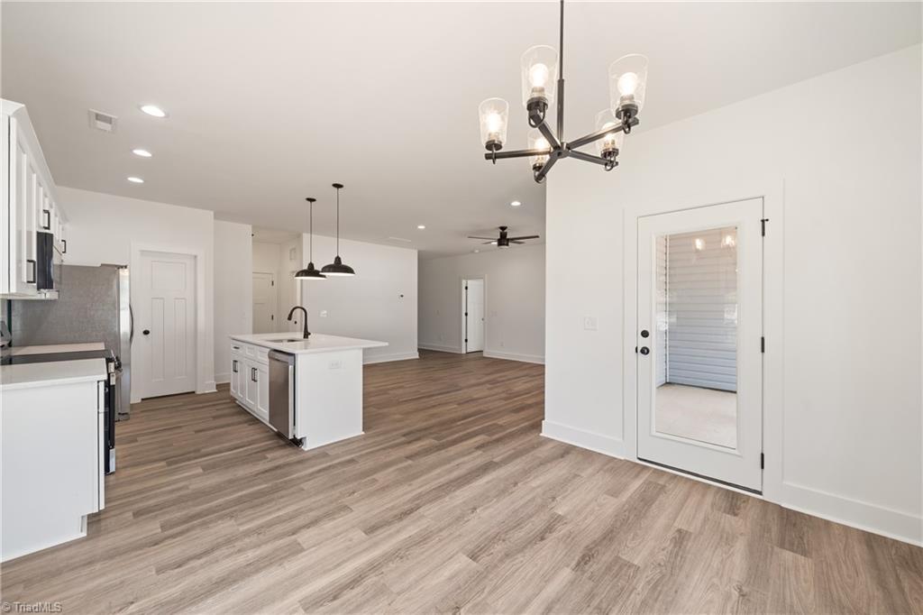 1643 Ralee Drive Property Photo 12