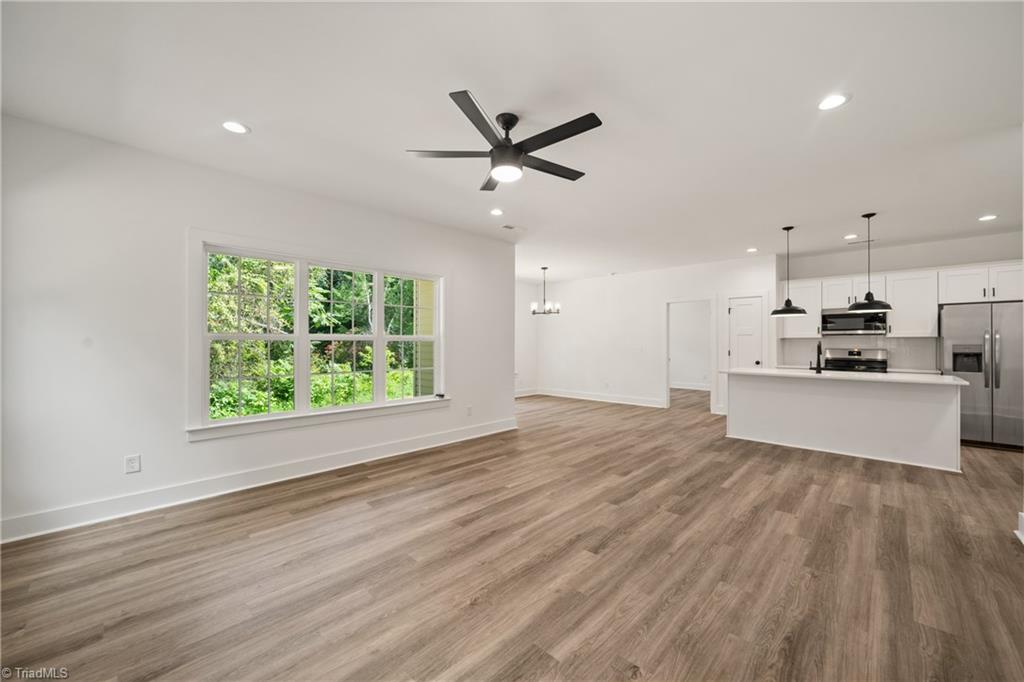 1649 Ralee Drive Property Photo 8