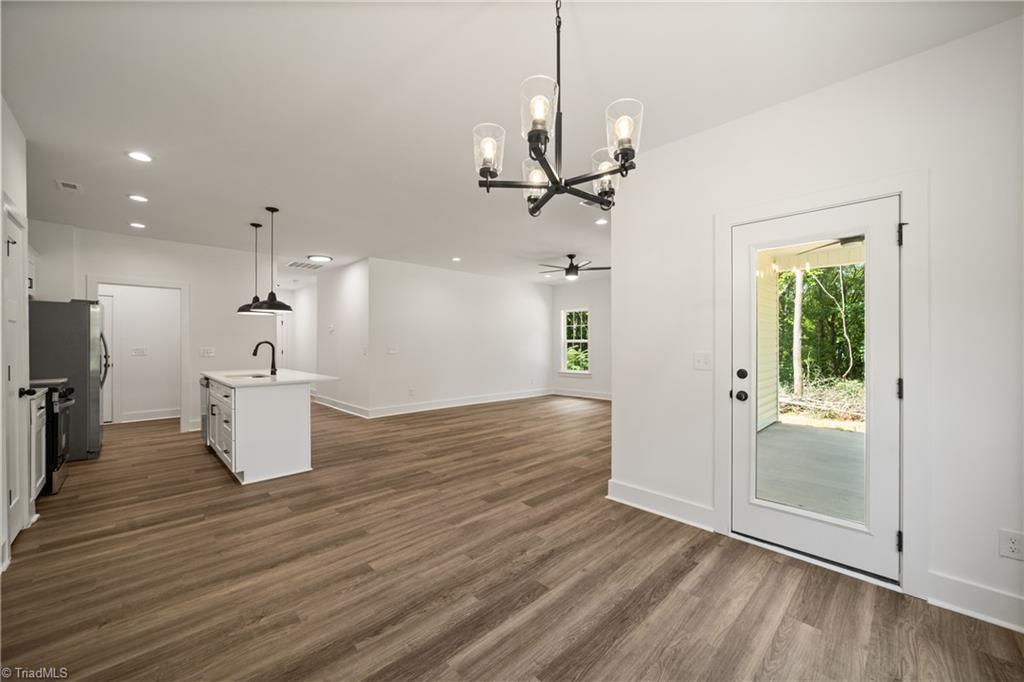 1649 Ralee Drive Property Photo 15
