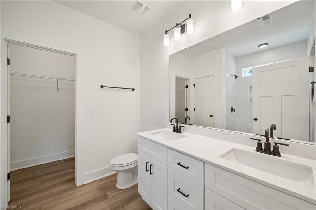 1649 Ralee Drive Property Photo 22
