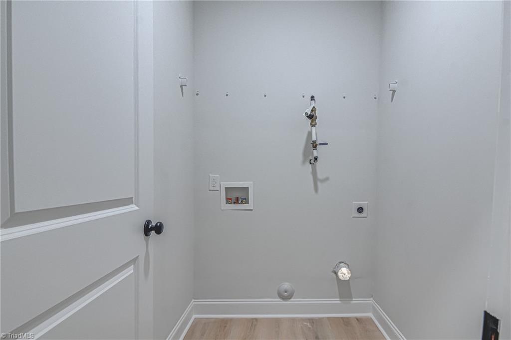 4721 Ridgefall Road Property Photo 26