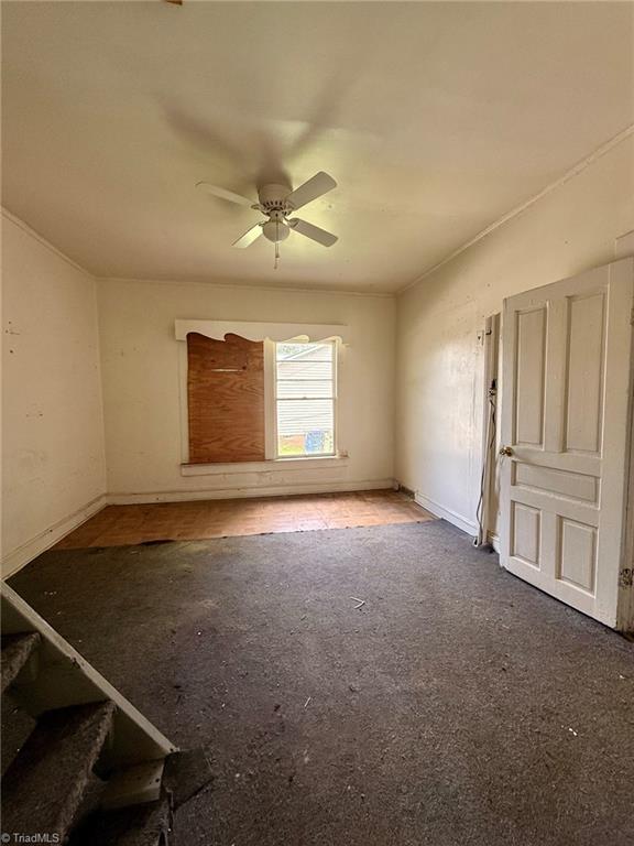 999 Robbins Circle Property Photo 6