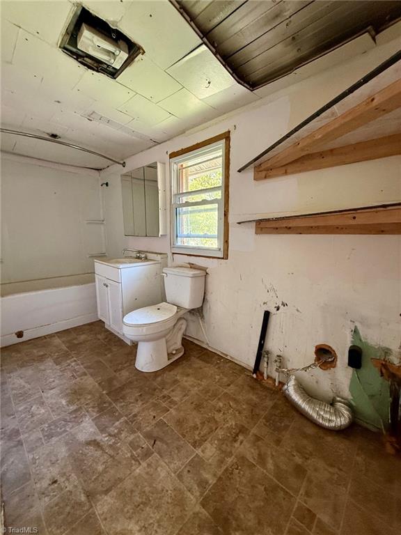 999 Robbins Circle Property Photo 11