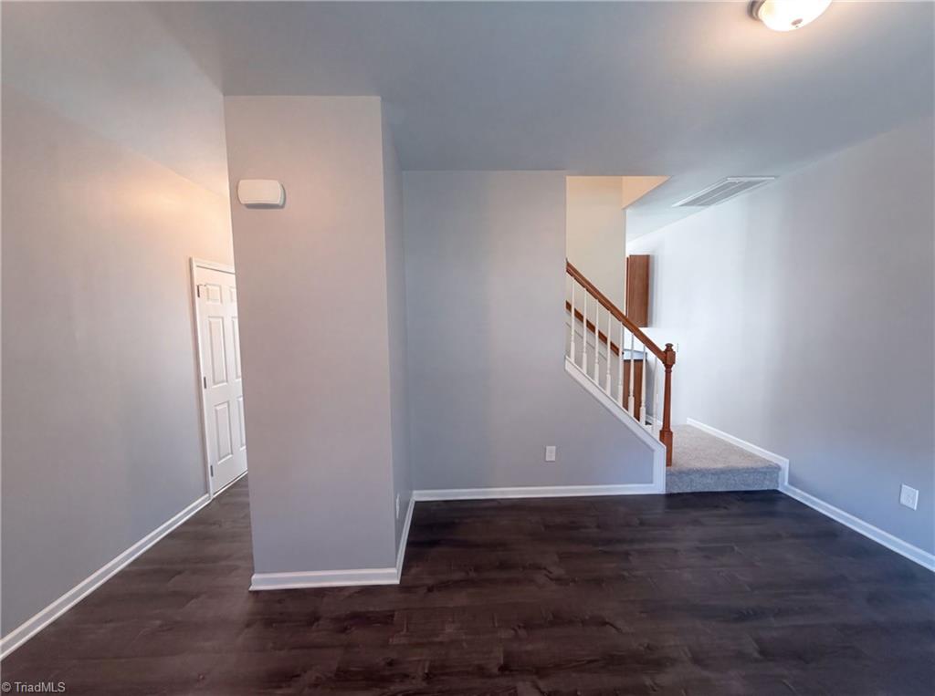 518 Macgregor Drive Property Photo 6