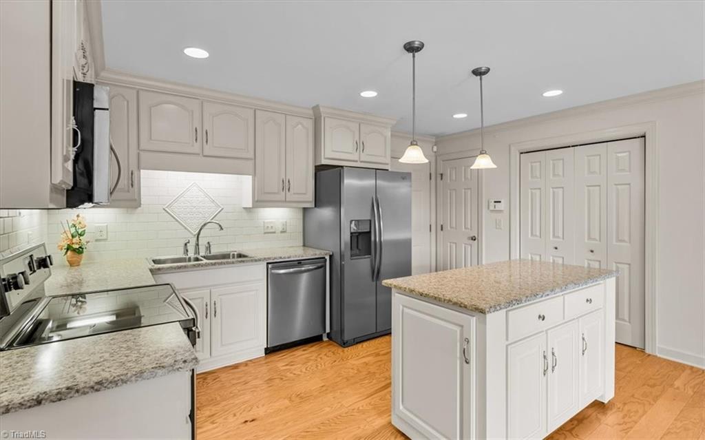 1007 Meadowbrook Road Property Photo 11