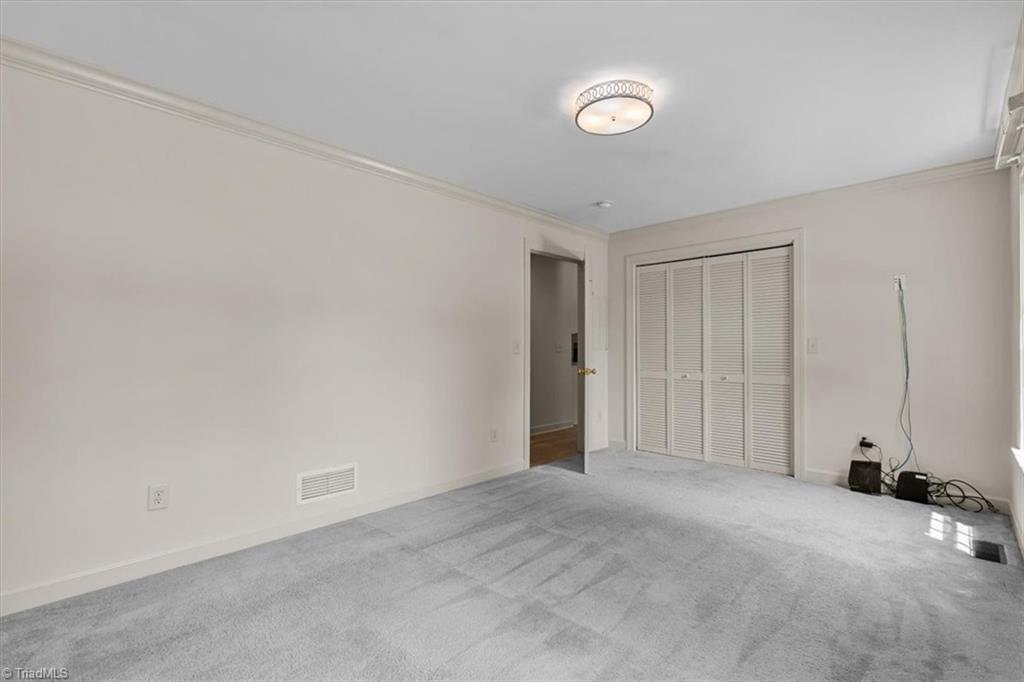 1007 Meadowbrook Road Property Photo 15