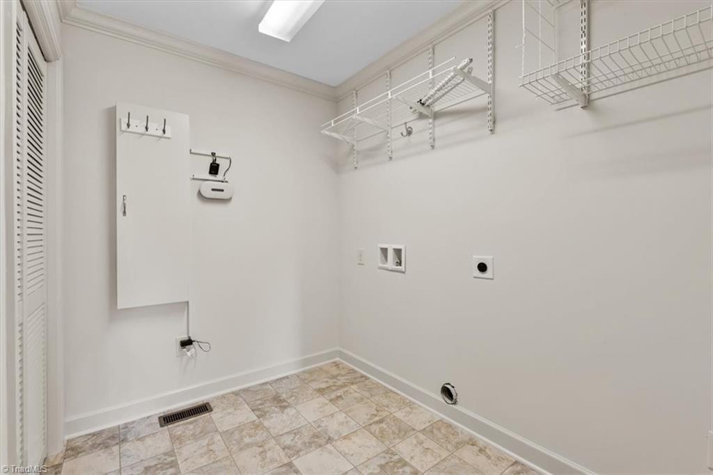 1007 Meadowbrook Road Property Photo 16
