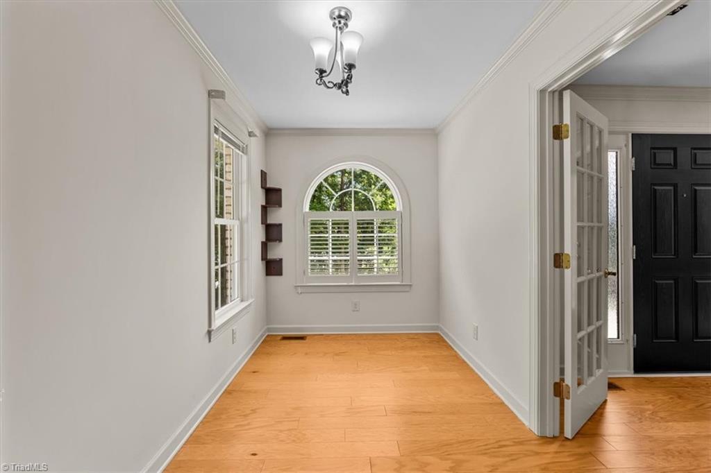 1007 Meadowbrook Road Property Photo 20