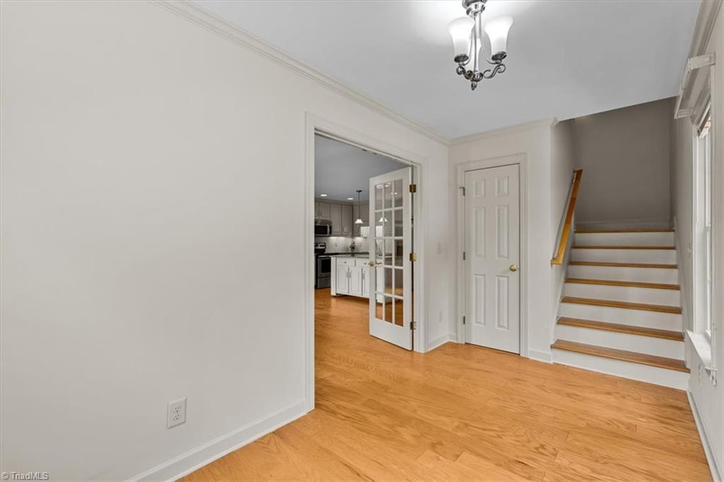1007 Meadowbrook Road Property Photo 21