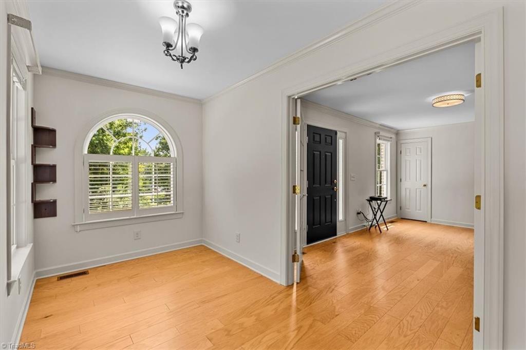 1007 Meadowbrook Road Property Photo 22