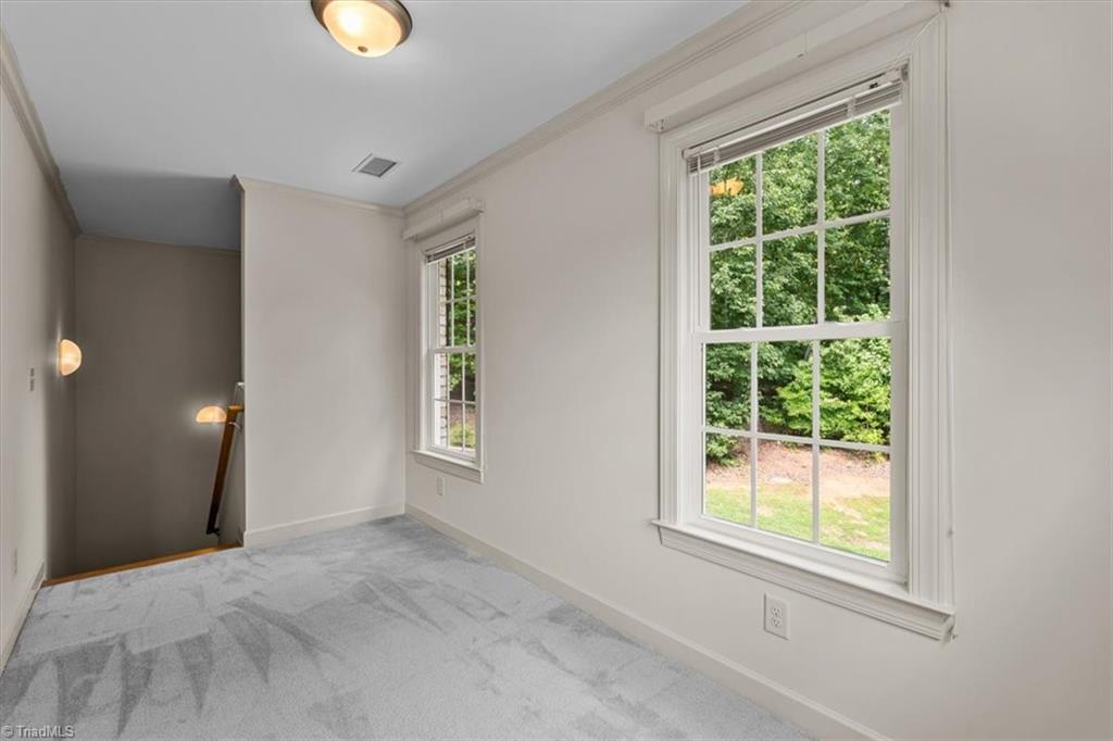 1007 Meadowbrook Road Property Photo 24
