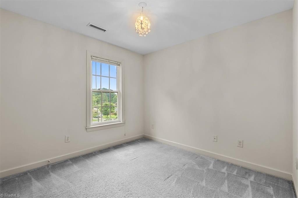 1007 Meadowbrook Road Property Photo 43