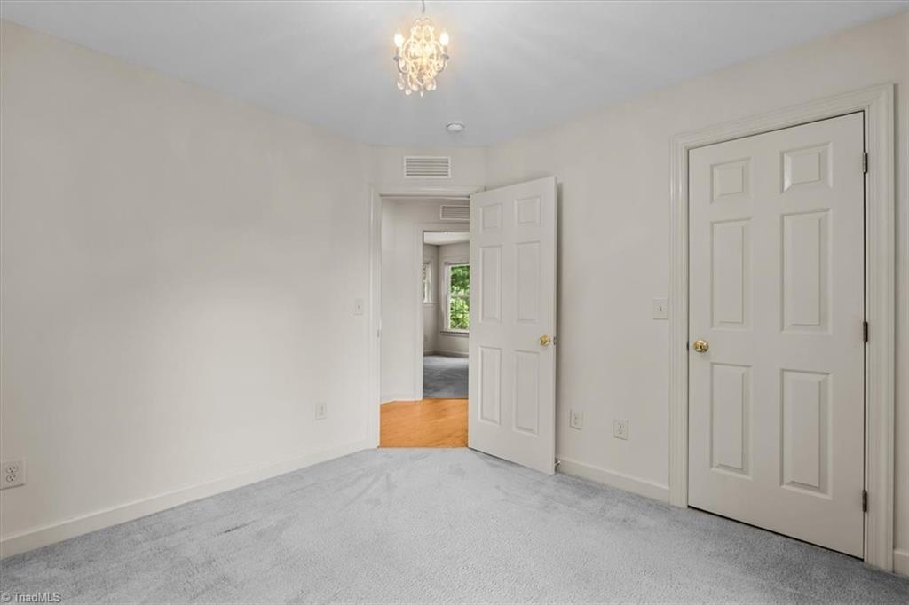 1007 Meadowbrook Road Property Photo 44