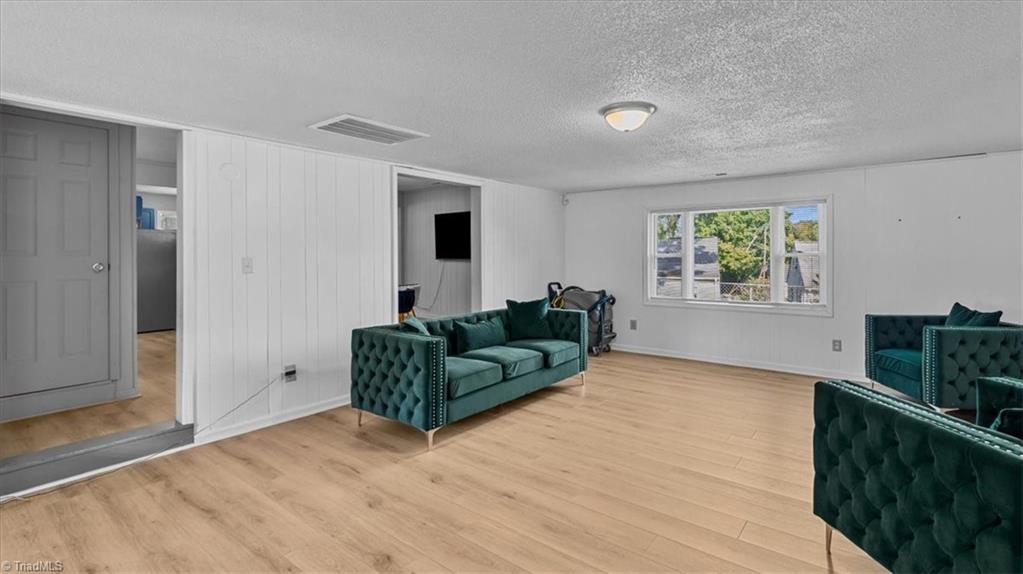 1404 Denim Road Property Photo 10