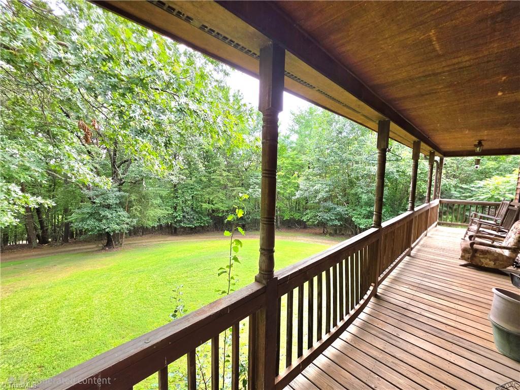 179 Caseys Crossing Trail Property Photo 4