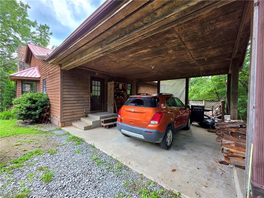 179 Caseys Crossing Trail Property Photo 11