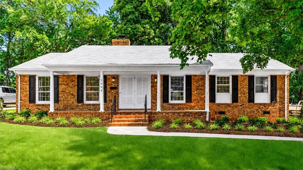 3008 W Cornwallis Drive Property Photo 1
