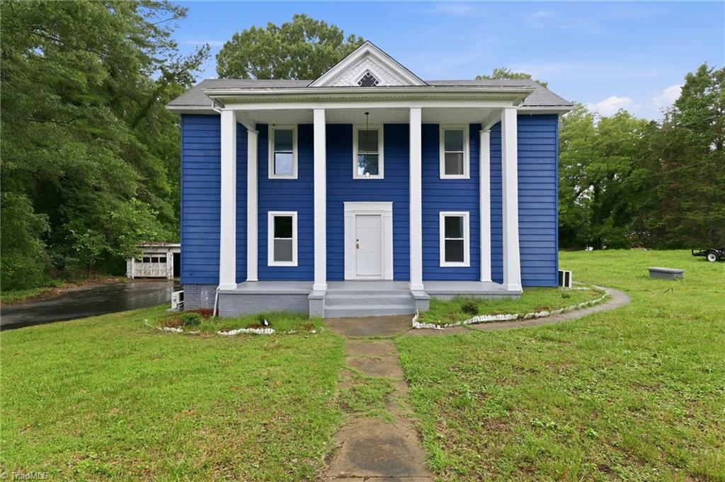 1011 4th Street Property Photo 1