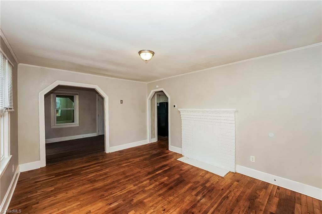 309 Eastside Drive Property Photo 4