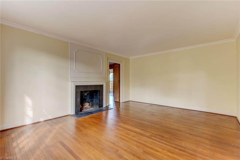 812 Dover Road Property Photo 11