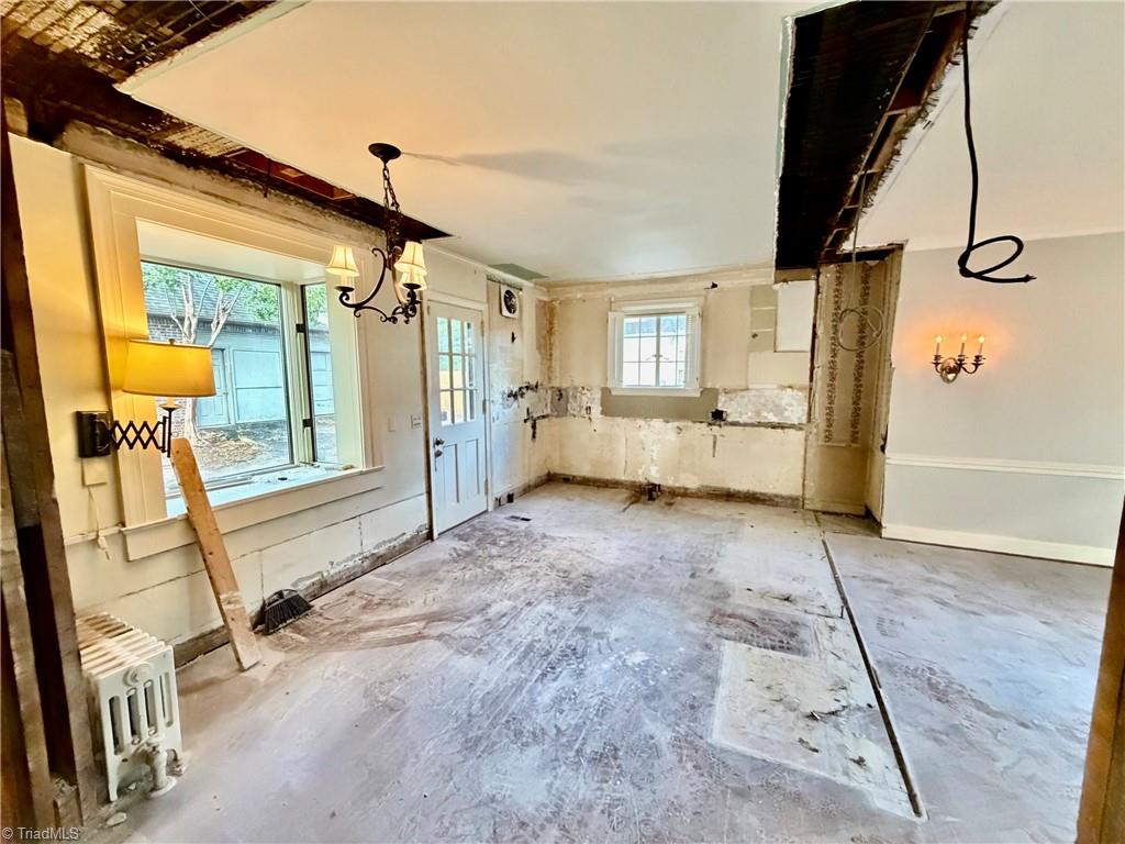 812 Dover Road Property Photo 11