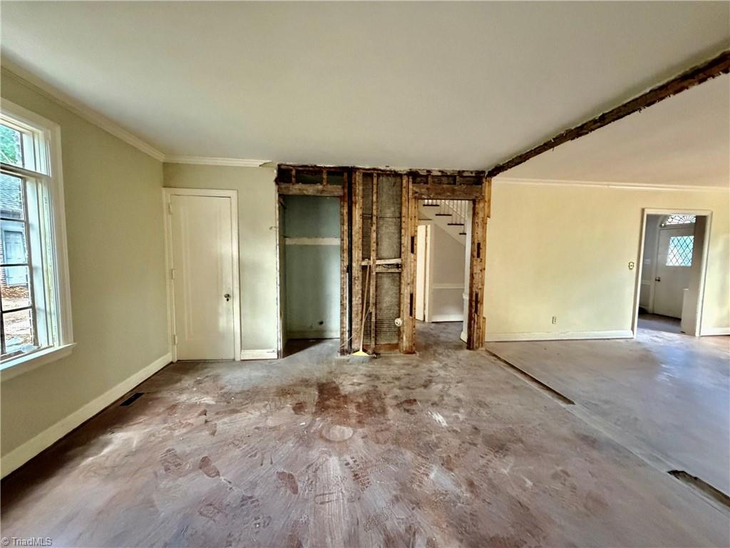 812 Dover Road Property Photo 14