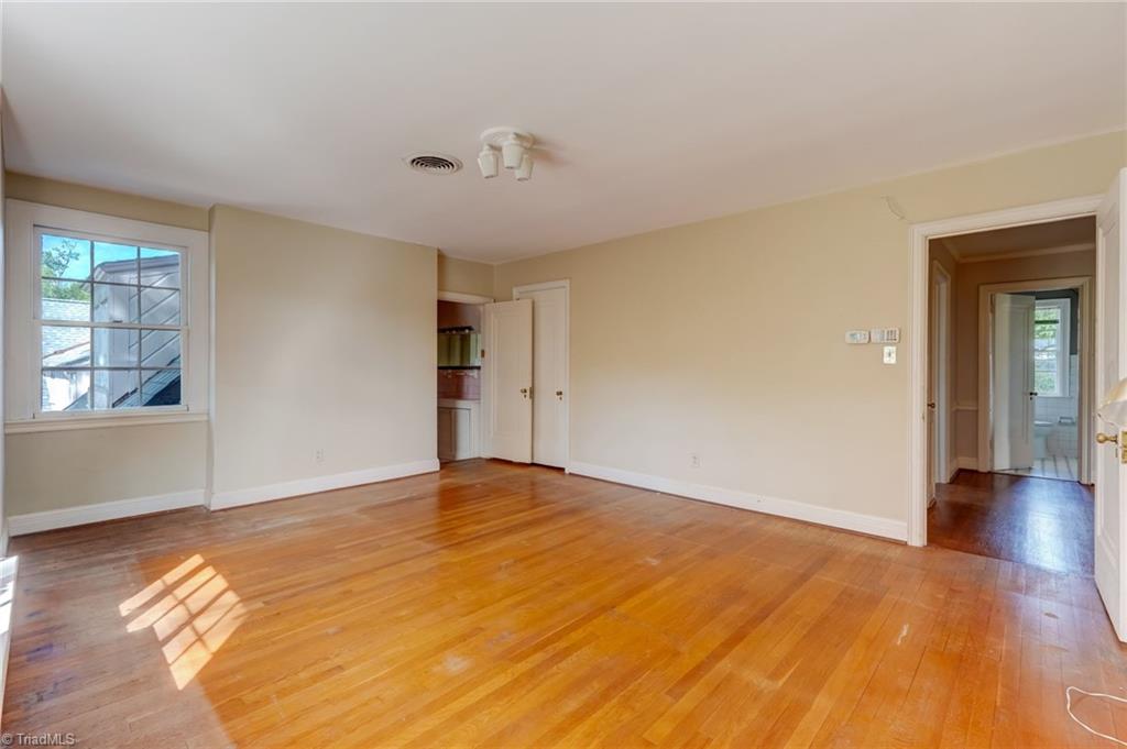 812 Dover Road Property Photo 22