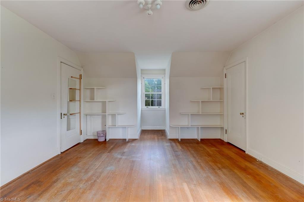 812 Dover Road Property Photo 30