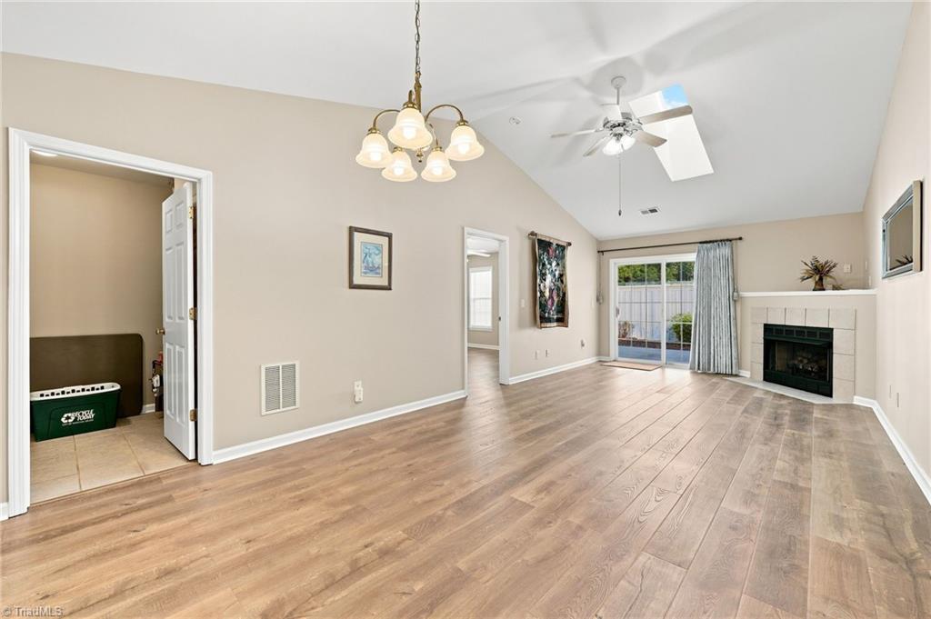 716 Wynbrook Square Lane Property Photo 4